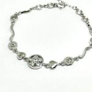 Beryl jewelz Stylish Silver Floral heart Bracelet